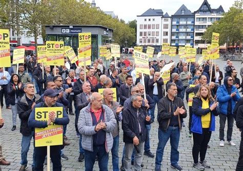 Taxidemo und Verkehrsminister Statements der Verbände