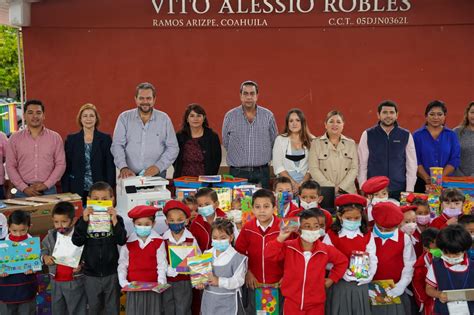 Alcalde De Ramos Arizpe Entrega Programa Mejora Tu Escuela En Plantel