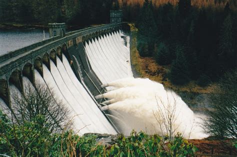 Laggan Dam Fort William Hydro Electric River Spean Highlands