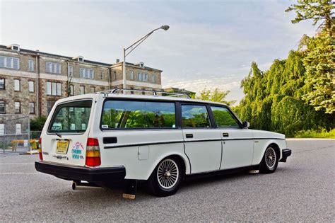 Volvorine Volvo Dl Wagon Slammed And Custom