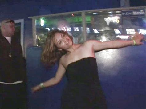 Amateur College Party Girls Drink And Dance In Night Club And Get Wild Dreamgirls