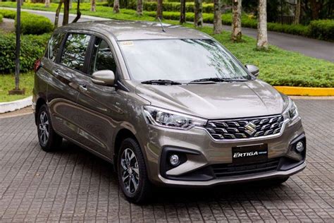 Check Out The Suzuki Ertiga Hybrids 4 Variants