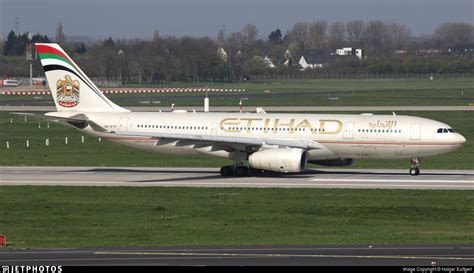 A Eyp Airbus A Etihad Airways Holger Eultgen Jetphotos