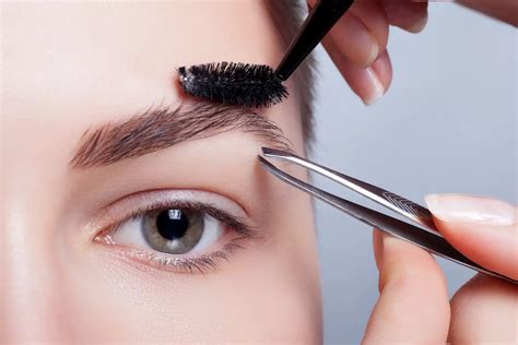 Perfilado De Cejas En 10 Pasos Los Mejores Tips Para Potenciar Tu Mirada