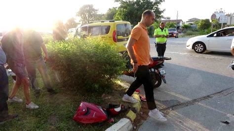 Manavgat ta kavşakta kaza Motosiklet sürücüsü yaralandı Haberler