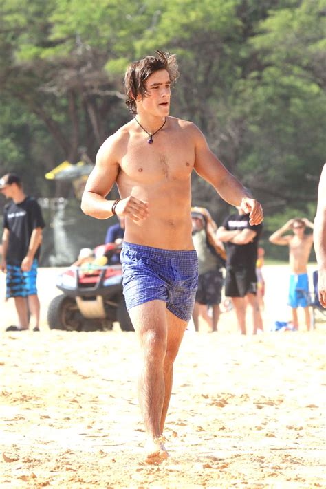 Hot Pictures Of Brenton Thwaites PS Celebrity