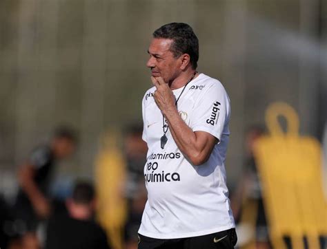 Sem Fagner Corinthians Encerra Prepara O Para Enfrentar Estudiantes