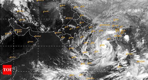 Cyclone Yaas Tracking Live Odisha West Bengal Brace For Severe