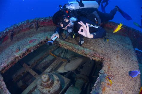 Fotos Gratis Agua Oceano Persona Buceo Submarino Azul Deporte