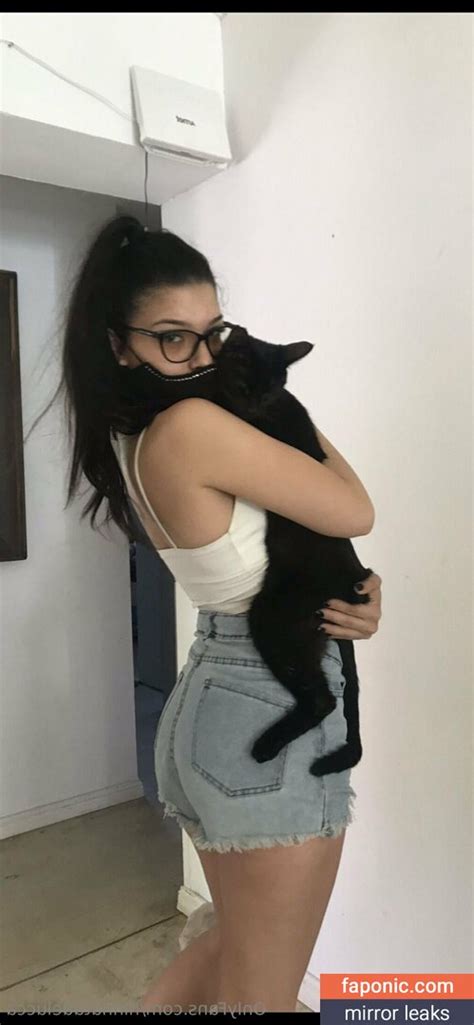 Heymexicana Aka Hinnatadelucca Nude Leaks OnlyFans Faponic