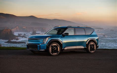 2025 Kia EV9 Pricing Revealed: Luxury Electric SUV Starts Below $55,000