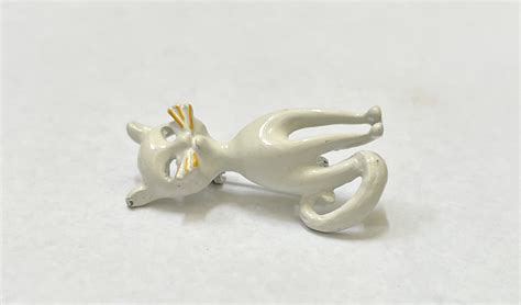 Vintage White Enamel Cat Brooch 1960s Etsy