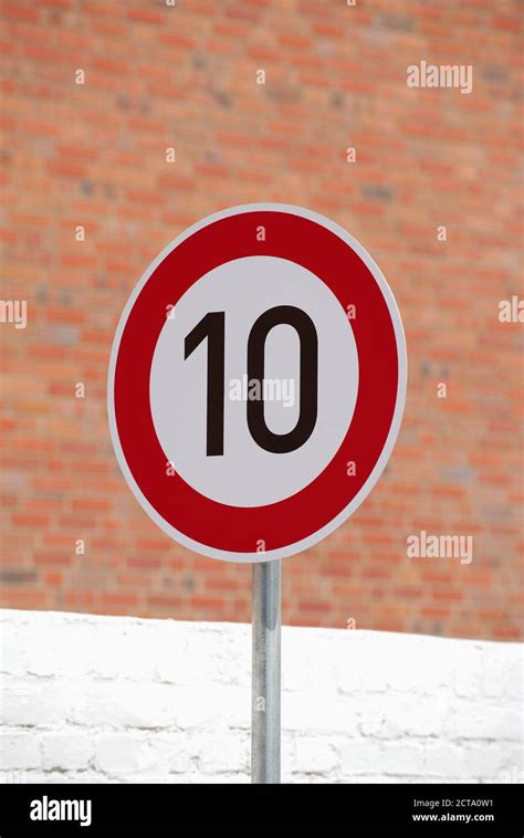 Germany, speed limit sign Stock Photo - Alamy