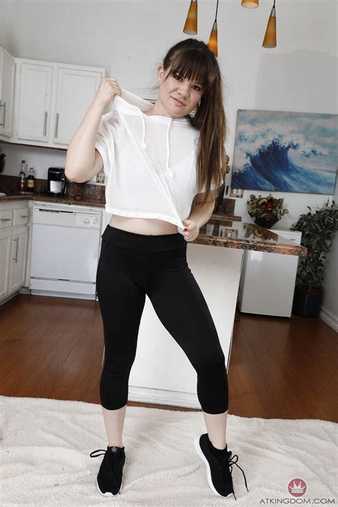 Curvy Babe Alison Rey Undresses Spreads Her Inviting Shaved Pussy Up