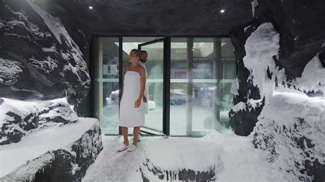 Snow Room Spas: Perfect for a Therapeutic White Christmas | Leisurequip