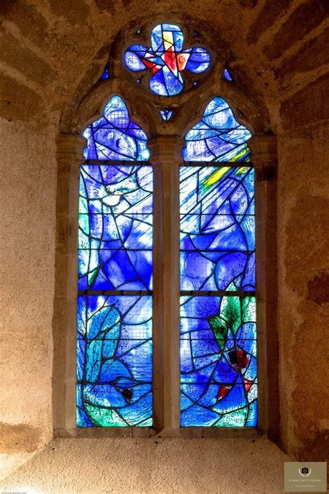 Le Saillant en Corrèze la chapelle Notre Dame le pont à becs et ses