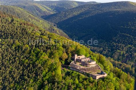 Rhodt Unter Rietburg Aus Der Vogelperspektive Burg Rietburg In Rhodt