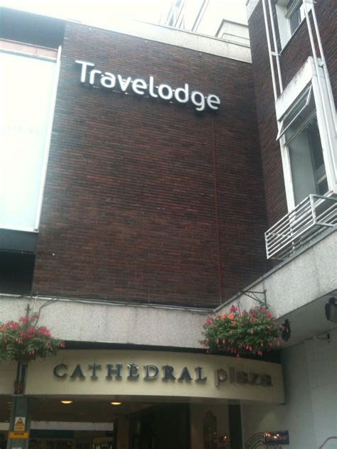 TRAVELODGE - Updated September 2024 - Cathedral Plaza 3 High Street, Worcester, United Kingdom ...