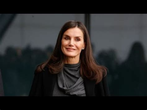 El Perfume De La Reina Letizia Que Podr S Conseguir En Ofert Youtube