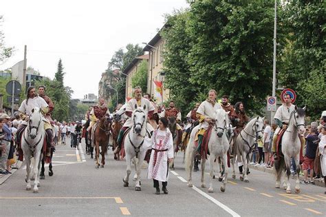 La Sfilata Storica Al Palio Di Legnano Varesenews Foto