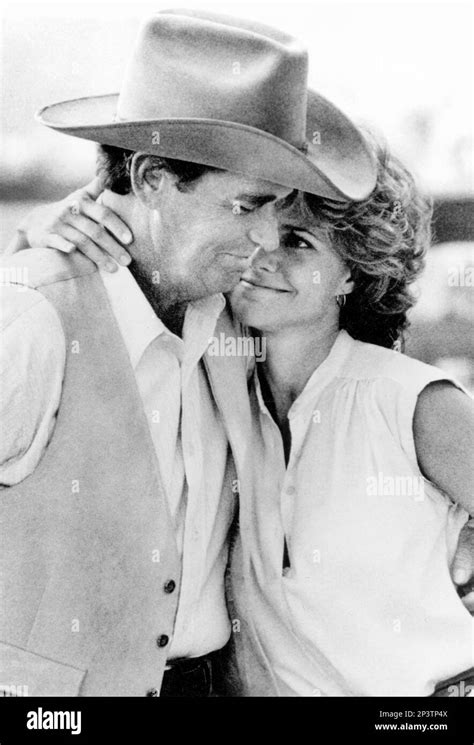 James Garner, Sally Field, on-set of the Film, "Murphy's Romance ...