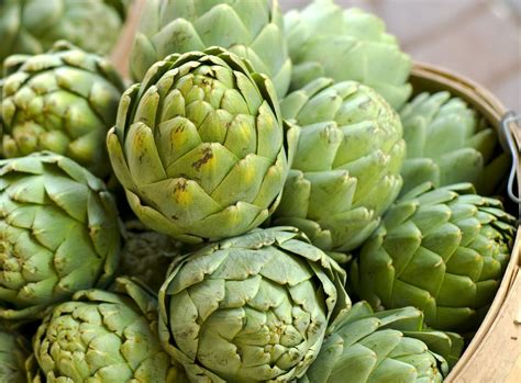 Artichoke Leaf Extract Benefits Side Effects Dosage And Interactions