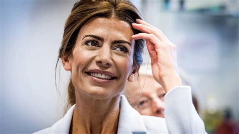 Los Mejores Looks Del Año De Juliana Awada En 25 Fotos Del Glam Chic