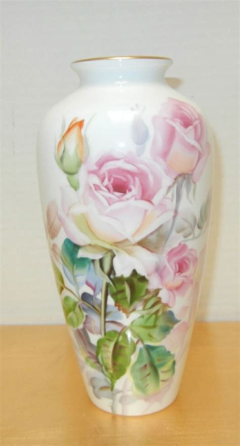 Noritake Bone China Nippon Toki Kaisha Japan Floral Vase Porcelain