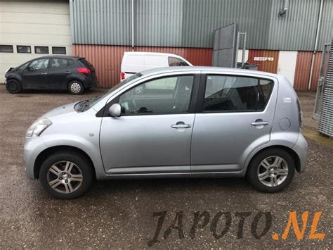 Daihatsu Sirion V Dvvt Sloopvoertuig Grijs