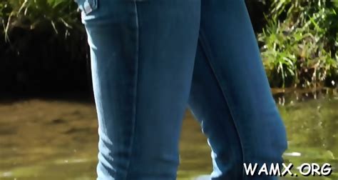 Kinky Lesbian XXX In The Shower