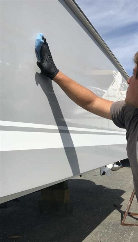 How To Prepare And Apply Ceramic Coating To Your Boat YACHTE