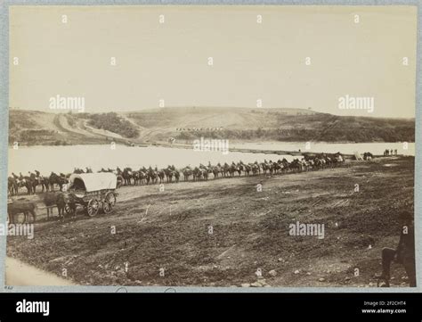 Pontoon bridge across Rappahannock River below Fredericksburg, Va Stock ...