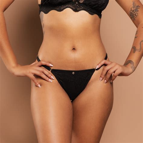 Calcinha String Em Renda E Tule Ayla Preto Jescri Lingerie De