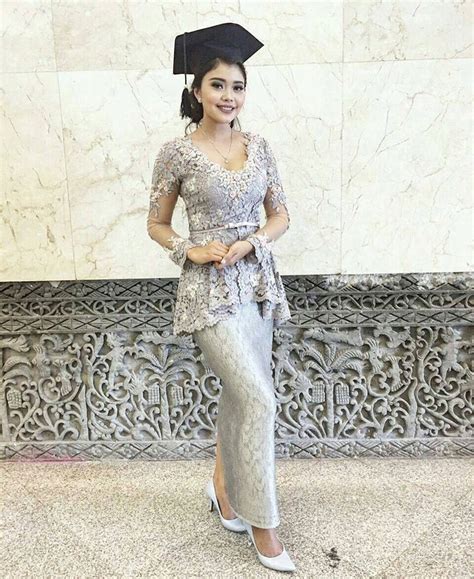 25 Konsep Terkini Model Kebaya Simple Modern Untuk Pesta