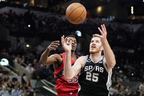 Game Preview San Antonio Spurs At Toronto Raptors Pounding The Rock