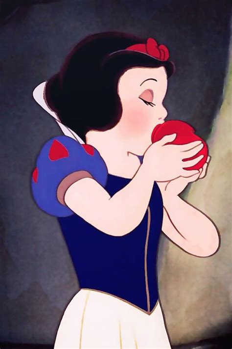 Eating An Apple Realistic Disney Princess Snow White Disney Disney