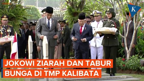 Jokowi Tabur Bunga Di Makam BJ Habibie Ani Yudhoyono Hingga Jenderal