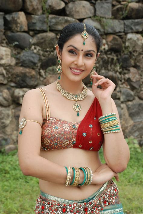 MY COUNTRY ACTRESS Divya Parameshwaran Hot Navel Show Stills