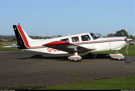 G CCFI Private Piper PA 32 260 Cherokee Six Photo By Mike Powell ID