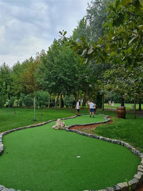 How To Build A Putt Putt Course In 30 Days Or Less In 2024