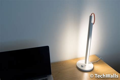 Xiaomi Smart Led Desk Lamp Review A Connected Lamp With Minimalist Design