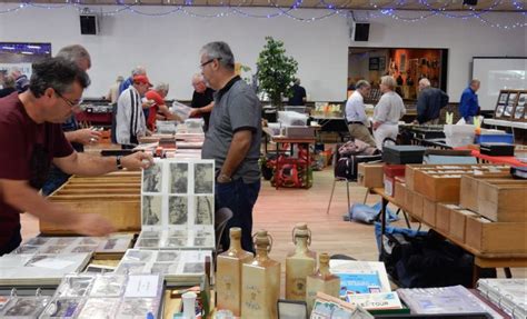 Salon Des Collectionneurs Une Trentaine D Exposants R Unis La Salle