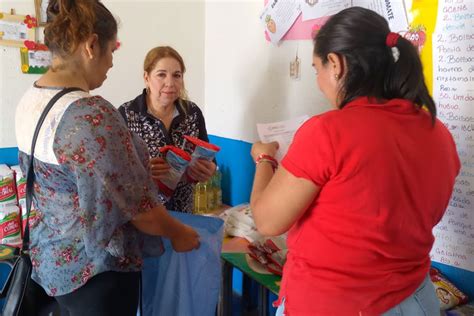 Casa Cadi Entrega Bolsa De V Veres A Varias Familias Municipalidad De