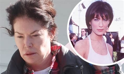 Lara Flynn Boyle 2022 Face