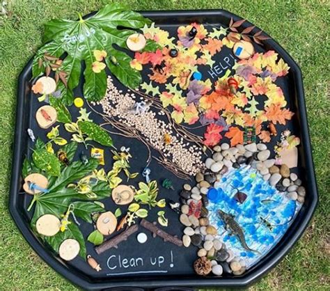 22 Messy Play Tray Ideas