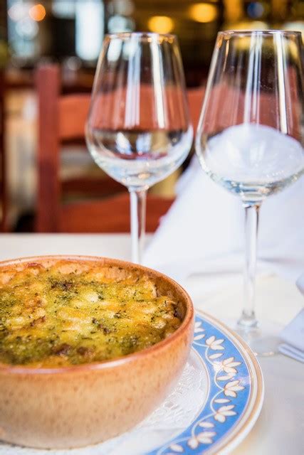 Restaurant De Reddende Engel Franse Keuken In Het Hart Van Antwerpen