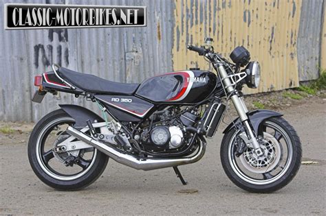 1984 Yamaha RD 350 LC YPVS Reduced Effect Moto ZombDrive