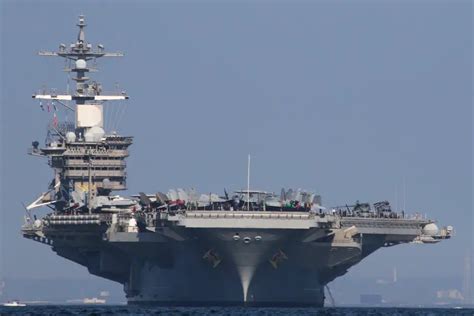 Nimitz Class Aircraft Carrier Uss Carl Vinson Arrives At Yokosuka Port