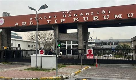 TEM de 5 kişinin öldüğü kaza Otobüs TEM kenarında indirdi iddiası