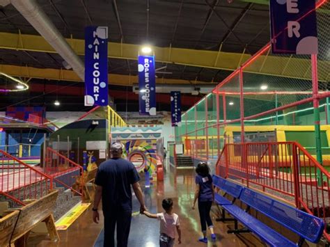 Bounce Bounce Trampoline Park Da Stylish Foodie